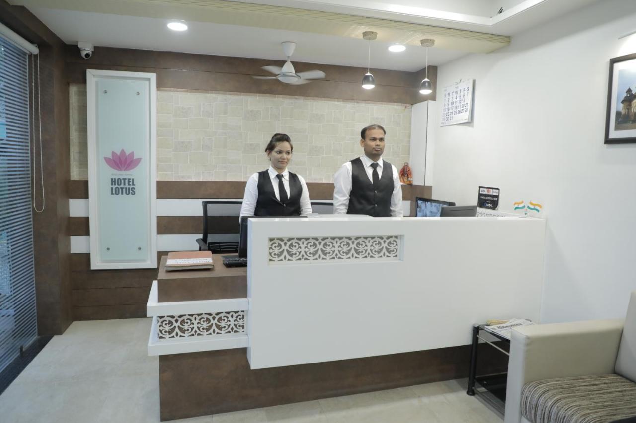 Hotel Lotus Chandrapur Exterior photo