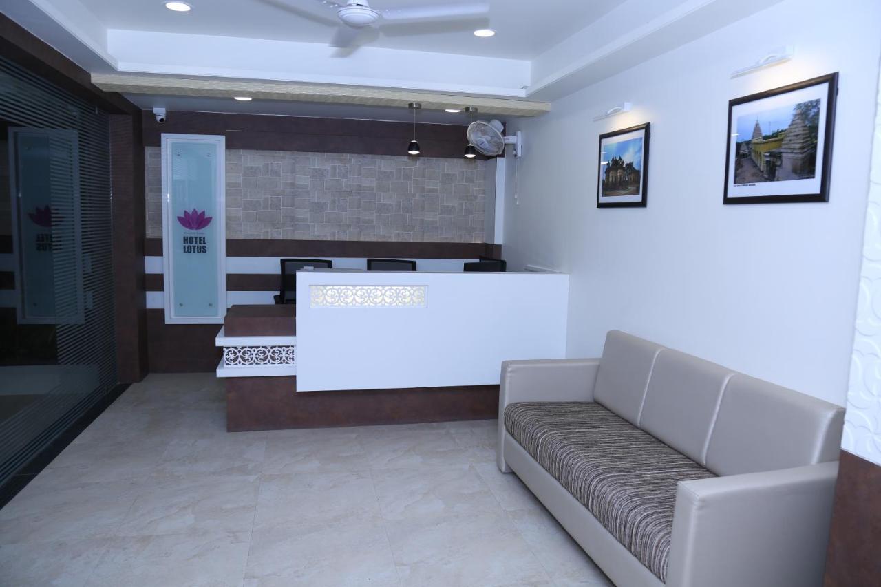 Hotel Lotus Chandrapur Exterior photo