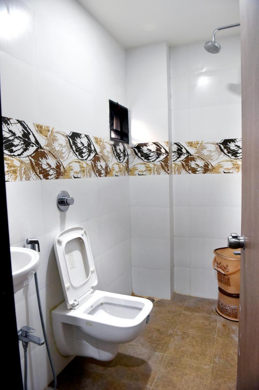 Hotel Lotus Chandrapur Exterior photo